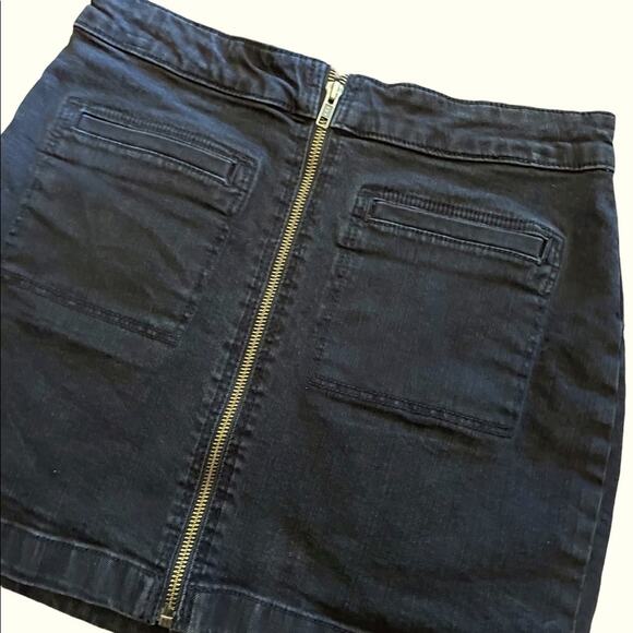 Roxy Mini Skirt Women Size 4 Black Full Zip Up Korean Sexy Fitted - Picture 3 of 8